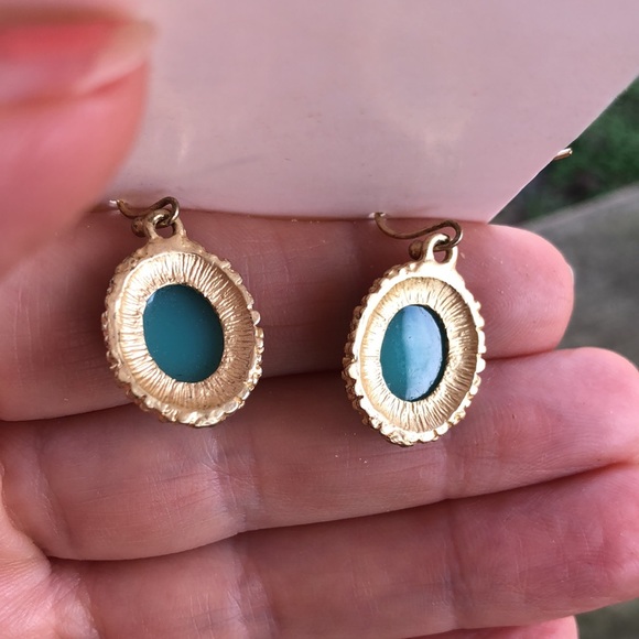 Teal Faceted Earrings 5/$25 - Picture 5 of 7